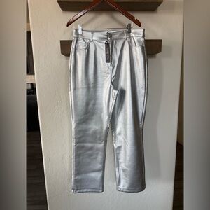Haute Monde|Women’s metallic Shimmering Silver straight leg pants,high rise•NWT